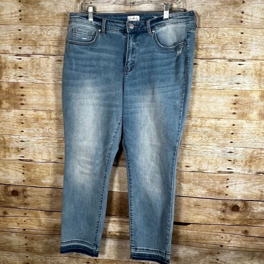 WONDERLY CASUAL STYLISH RAW HEM EVERYDAY WEAR STRETCH SKINNY CROP NWOT SIZE 12R